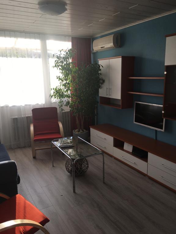 Malnas Macska Apartman Szekszárd Exteriör bild